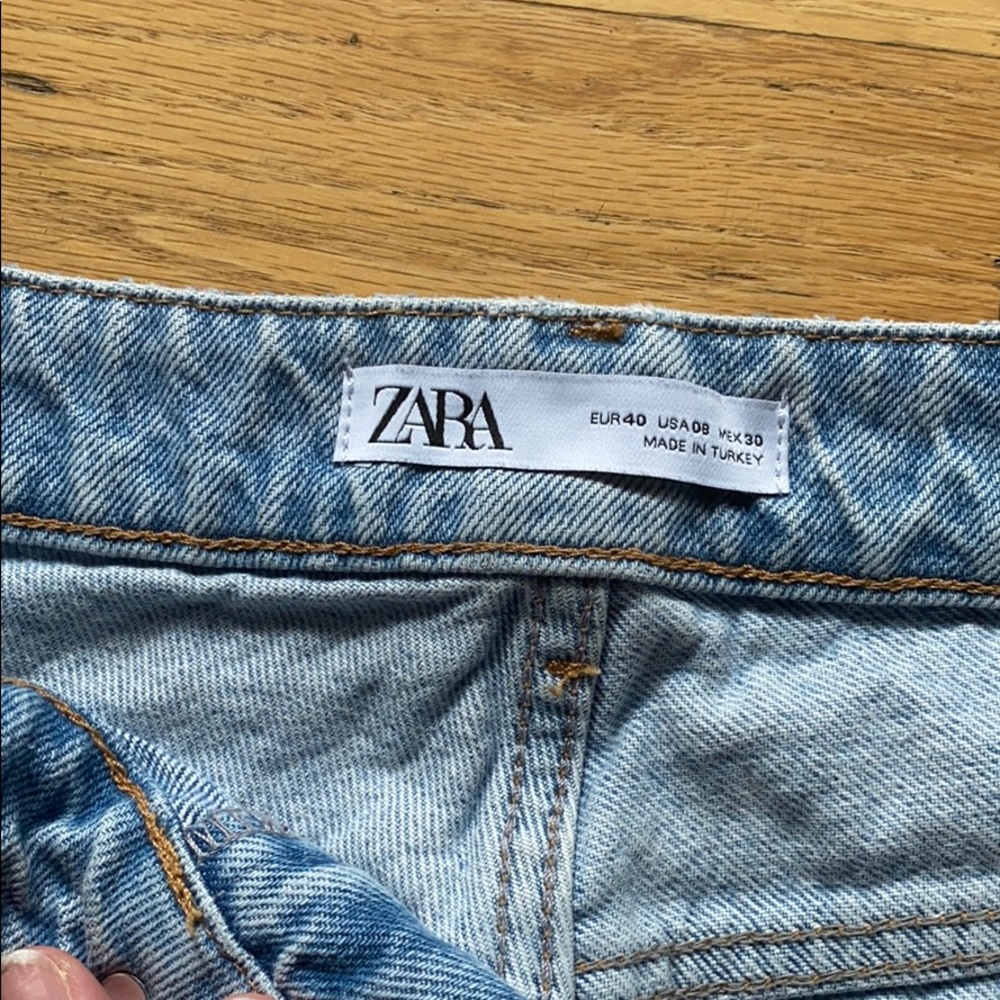 Zara High Rise Jean - Picture 3 of 8